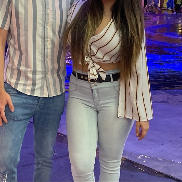 Forever 21 Cute Tie-Up Striped Flowy Blouse - Picture 4 of 4